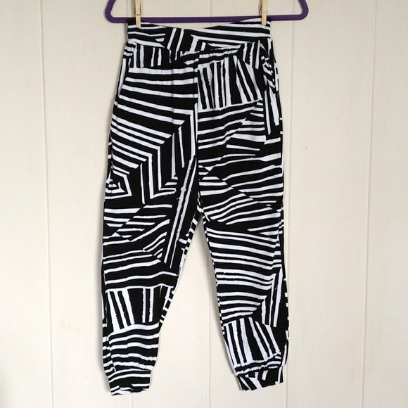 Ava Sky Pants - Ava Sky🌌 Pant Ronny in Geo📐 Size XS - Used